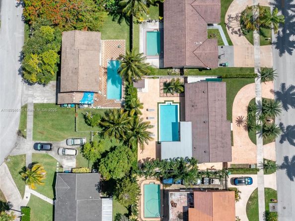 Undisclosed Address #A11899461, Miami FL 33157