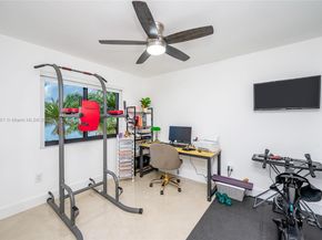 Undisclosed Address #A11899461, Miami FL 33157