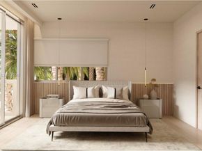 250 Collins 212, Miami Beach FL 33139