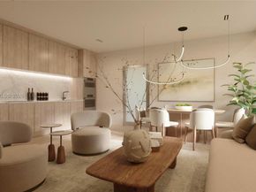 250 Collins 212, Miami Beach FL 33139