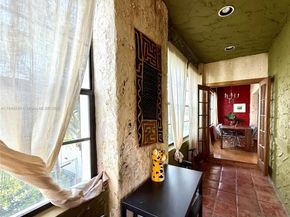 934 Michigan Ave 304, Miami Beach FL 33139