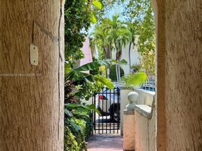 934 Michigan Ave 304, Miami Beach FL 33139