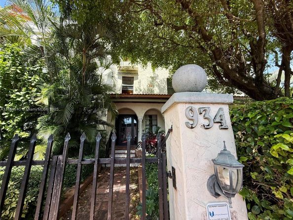 934 Michigan Ave 304, Miami Beach FL 33139