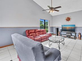 9401 NW 14th Ct 224, Pembroke Pines FL 33024