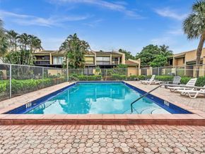 9401 NW 14th Ct 224, Pembroke Pines FL 33024