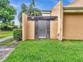 9401 NW 14th Ct 224, Pembroke Pines FL 33024
