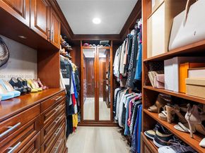 2174 Quail Roost Dr, Weston FL 33327