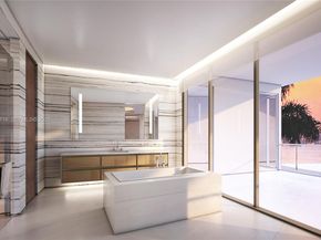 1649 W 22nd St, Miami Beach FL 33140