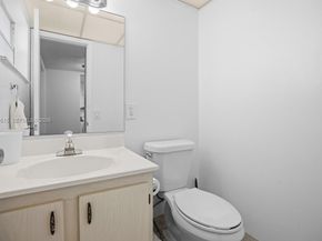 6870 Royal Palm Blvd 209M, Margate FL 33063