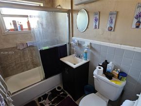 155 NW 30th Ter, Fort Lauderdale FL 33311