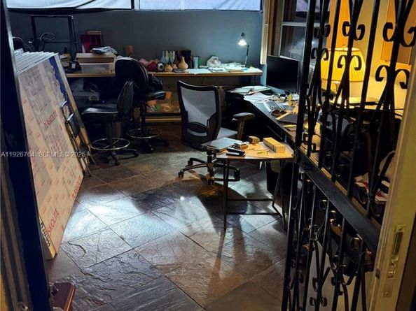 2926 NW 191st Ln, Miami Gardens FL 33056