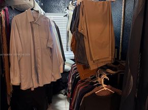 2926 NW 191st Ln, Miami Gardens FL 33056