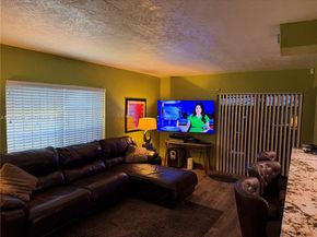 2926 NW 191st Ln, Miami Gardens FL 33056