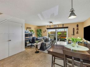 8055 NW 8th St 5, Miami FL 33126