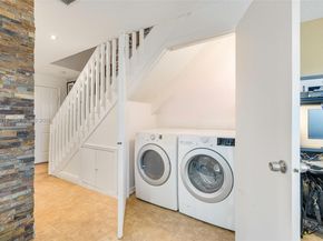 8055 NW 8th St 5, Miami FL 33126