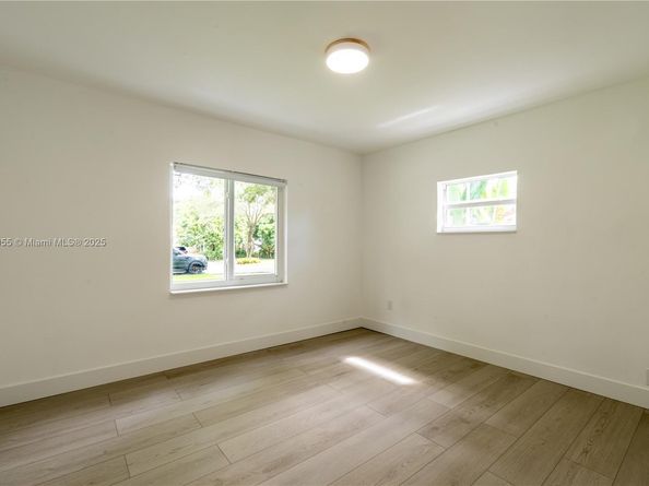 46 NW 105th St, Miami Shores FL 33150
