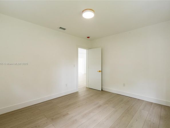 46 NW 105th St, Miami Shores FL 33150