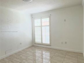 7121 Miami Lakes Dr Q8, Miami Lakes FL 33014