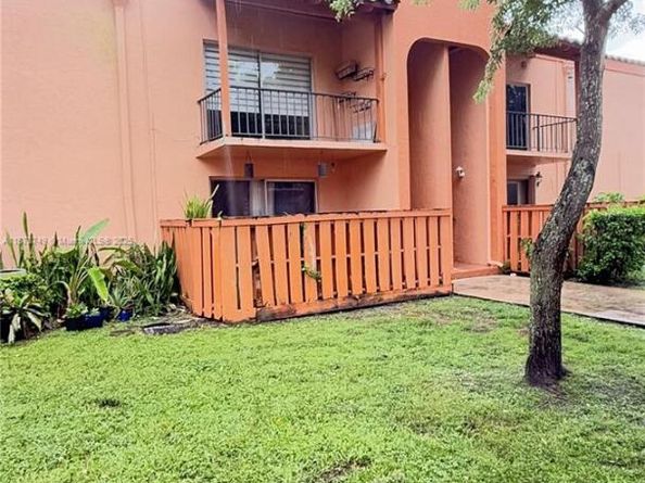 7121 Miami Lakes Dr Q8, Miami Lakes FL 33014