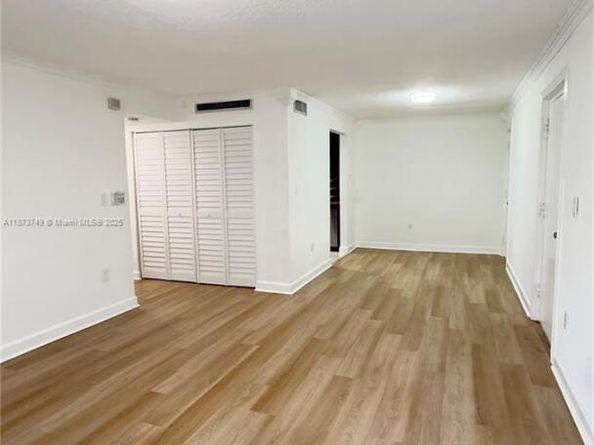 7121 Miami Lakes Dr Q8, Miami Lakes FL 33014