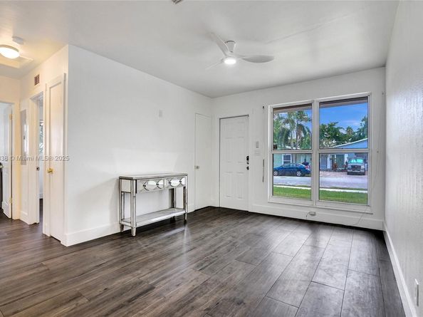 917 Mandarin Isle, Fort Lauderdale FL 33315
