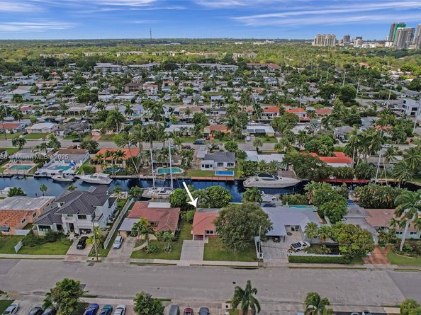 917 Mandarin Isle, Fort Lauderdale FL 33315