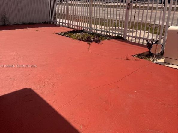 19317 NW 47th Ave, Miami Gardens FL 33055