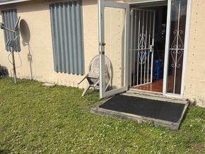 20107 NW 27th Cir, Miami Gardens FL 33056