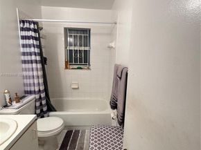 20107 NW 27th Cir, Miami Gardens FL 33056