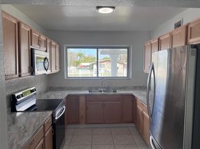 3090 NW 29th St, Miami FL 33142