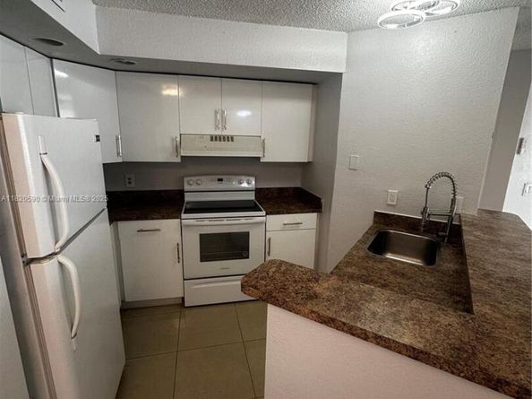 12760 Vista Isles Dr 715, Sunrise FL 33325