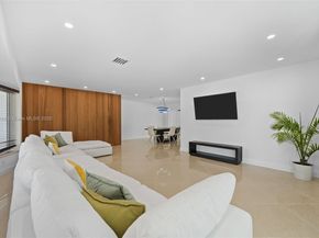 1144 Adams St, Hollywood FL 33019