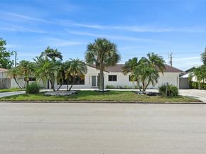1144 Adams St, Hollywood FL 33019