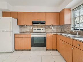 4030 SW 19th St, West Park FL 33023