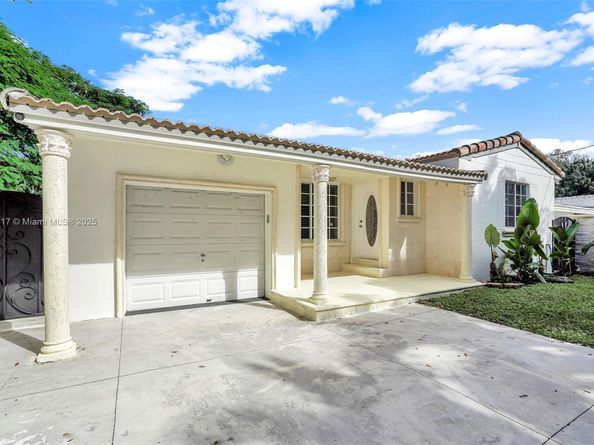 5781 SW 25th St, Miami FL 33155