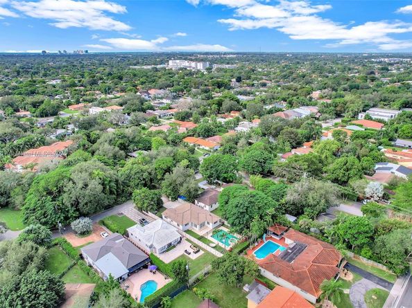 5781 SW 25th St, Miami FL 33155