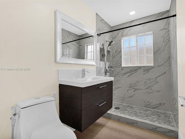 5781 SW 25th St, Miami FL 33155