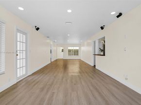 5781 SW 25th St, Miami FL 33155