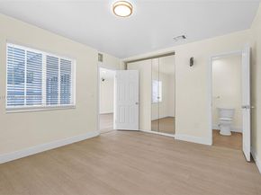 5781 SW 25th St, Miami FL 33155