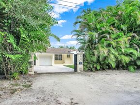 5781 SW 25th St, Miami FL 33155