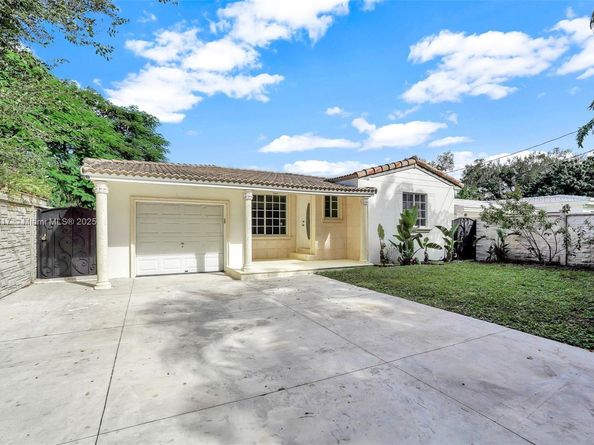 5781 SW 25th St, Miami FL 33155