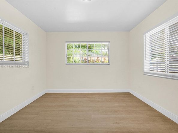 5781 SW 25th St, Miami FL 33155