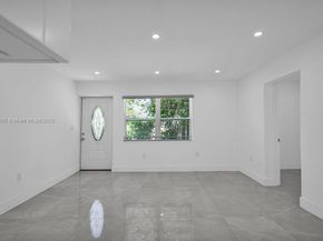 17961 NW 2nd Pl, Miami Gardens FL 33169