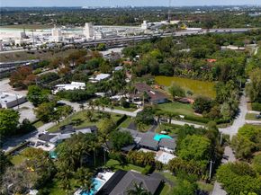 8500 SW 70th St, Miami FL 33143