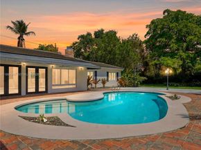8500 SW 70th St, Miami FL 33143