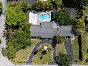 8500 SW 70th St, Miami FL 33143