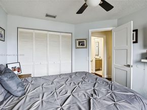 1154 Laguna Springs Dr, Weston FL 33326