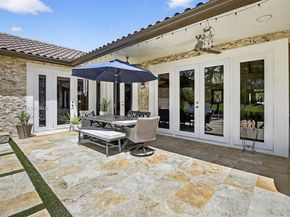 1154 Laguna Springs Dr, Weston FL 33326