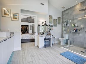 1154 Laguna Springs Dr, Weston FL 33326