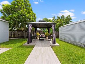 11350 SW 46th St, Miami FL 33165